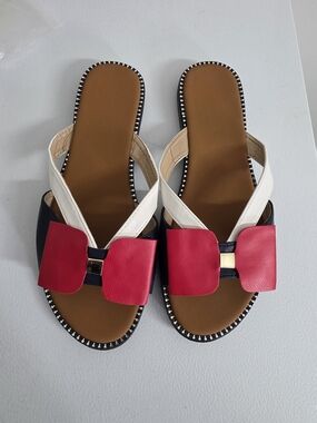 Women’s Slide Sandals with Red Bow Accent